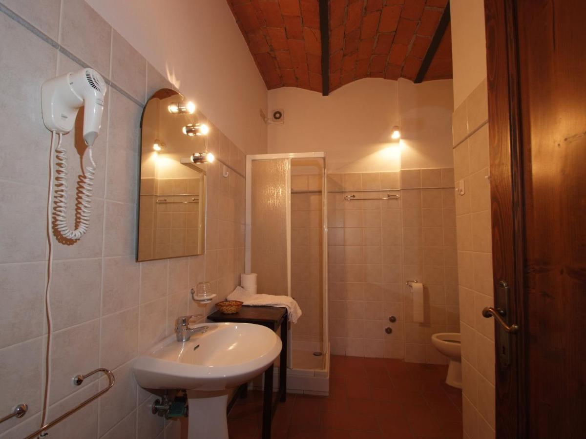 Spacious Farmhouse In Pienza With Swimming Pool Apartment Contignano Bagian luar foto